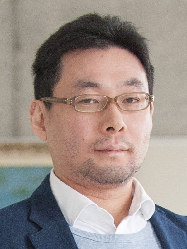 堤 洋樹 氏